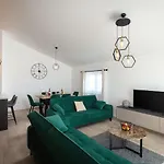 Apartment Royal View