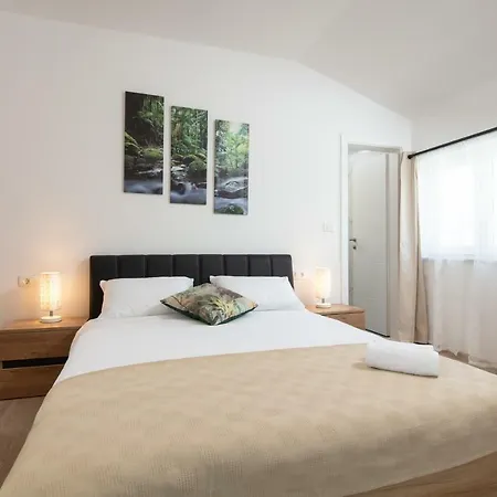 Royal View Daire